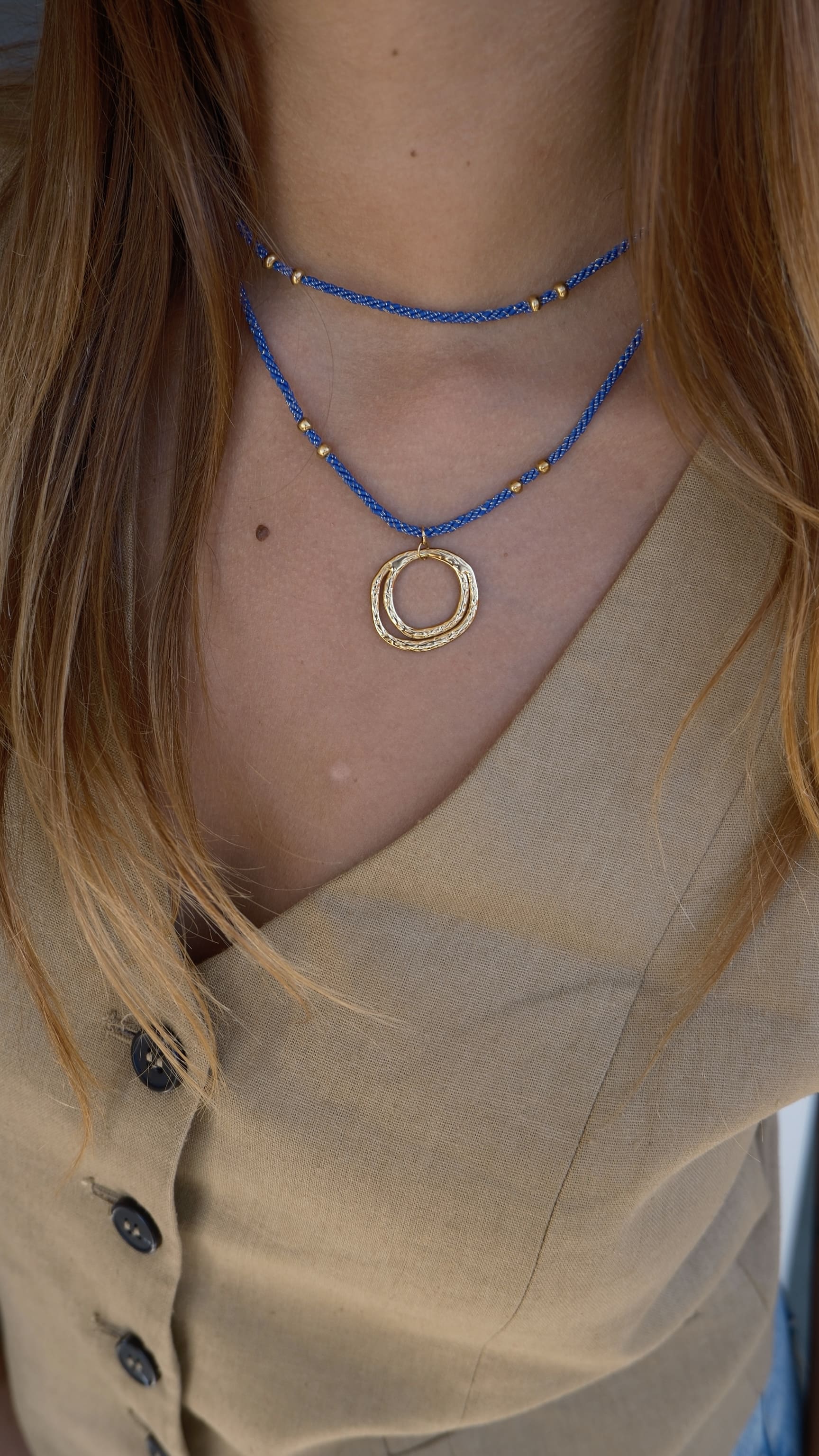 Collier Alba – Double tour avec pendentif cercle en acier inoxydable – Fait main à Marseille
