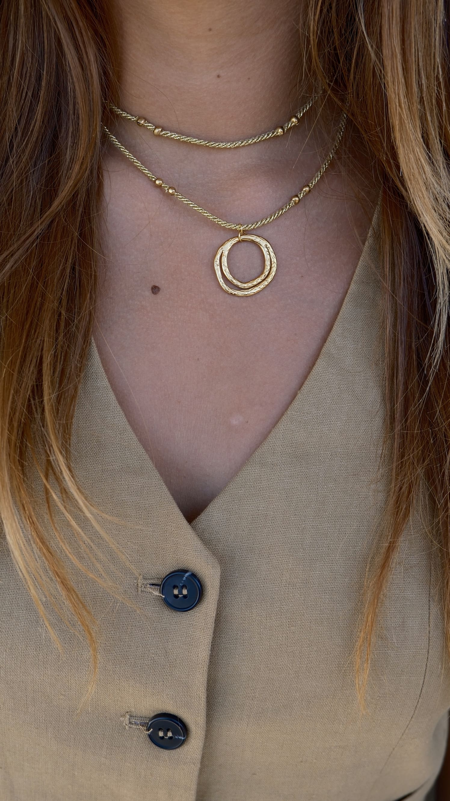 Collier Alba – Double tour avec pendentif cercle en acier inoxydable – Fait main à Marseille