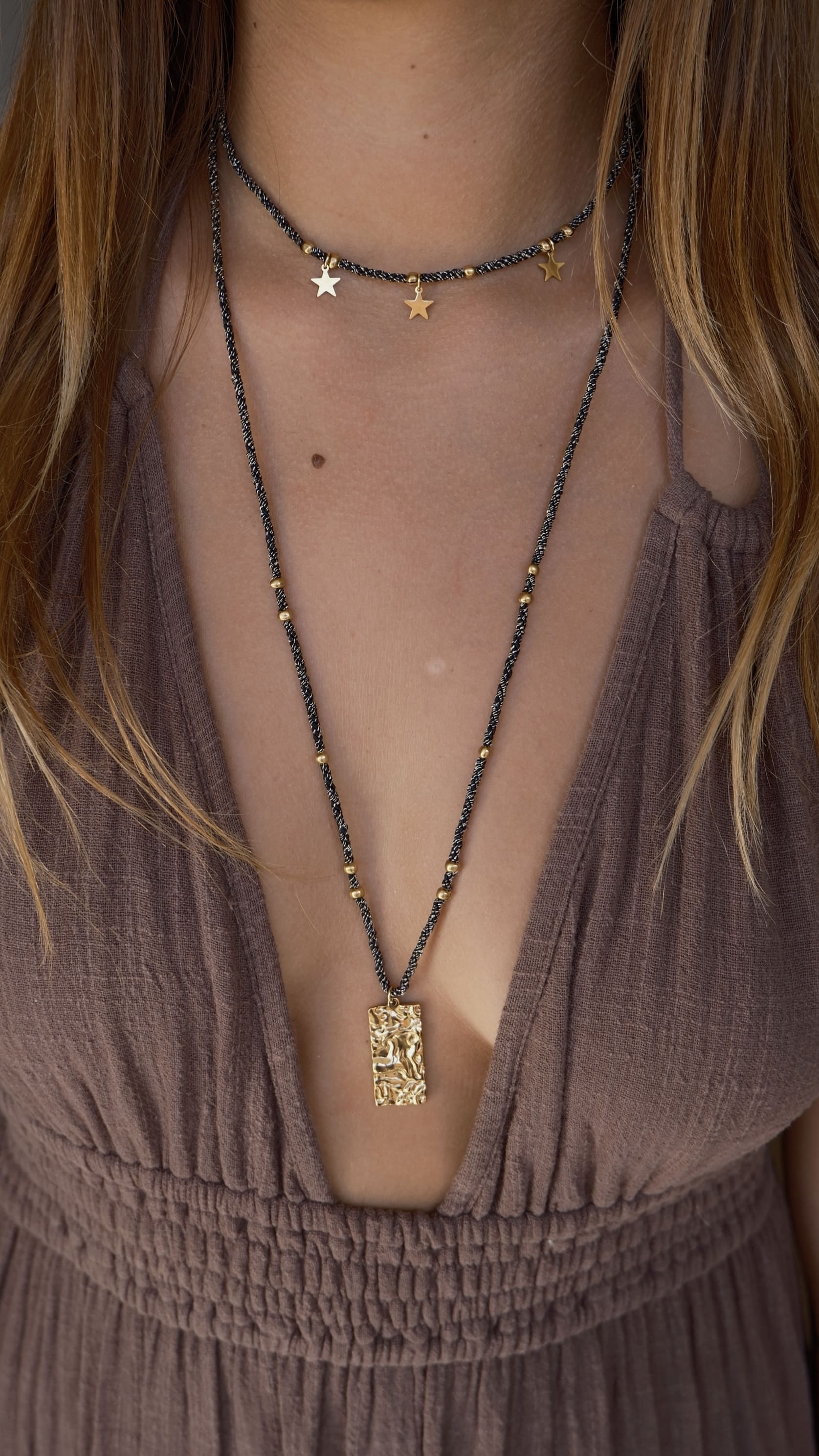 Collier Luisa – Bijou en acier inoxydable avec pendentif rectangle – Fait main à Marseille